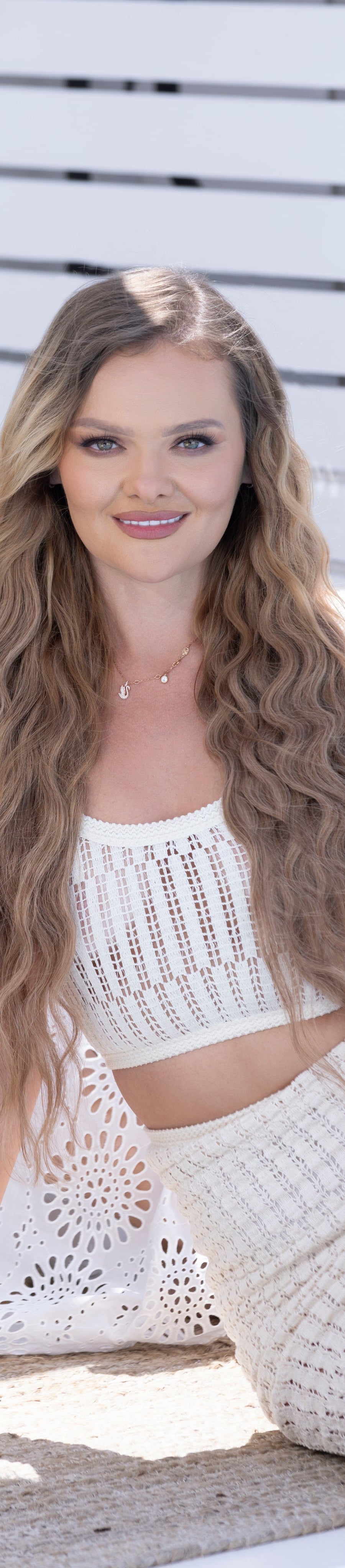 Natural Hair, Dirty Blonde - Clip In Hair Extension, UAE Qatar KSA Kuwait Oman Bahrain Dubai Abu Dhabi